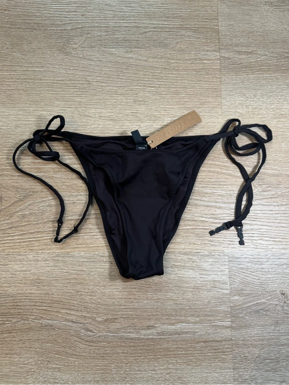 SKIMS Dipped Tie Bikini Bottom Onyx - small